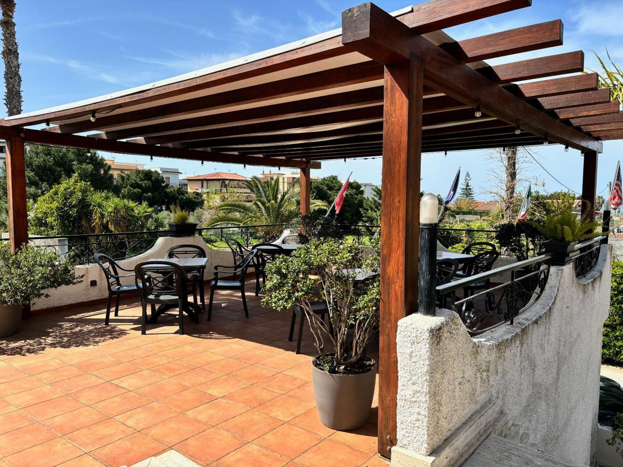 Hotel Redebora Torregrotta Exteriér fotografie