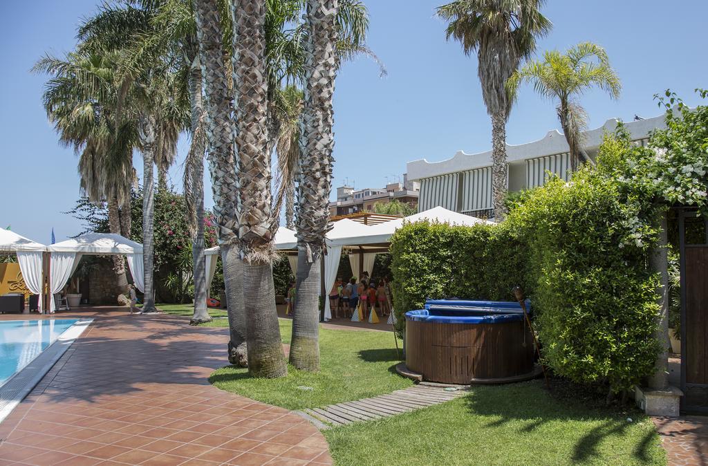 Hotel Redebora Torregrotta Exteriér fotografie